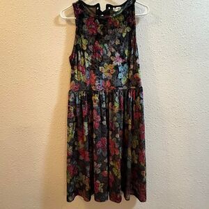 NWOT Women’s POL Floral Velvet Dress with Black Corset Back, Size S